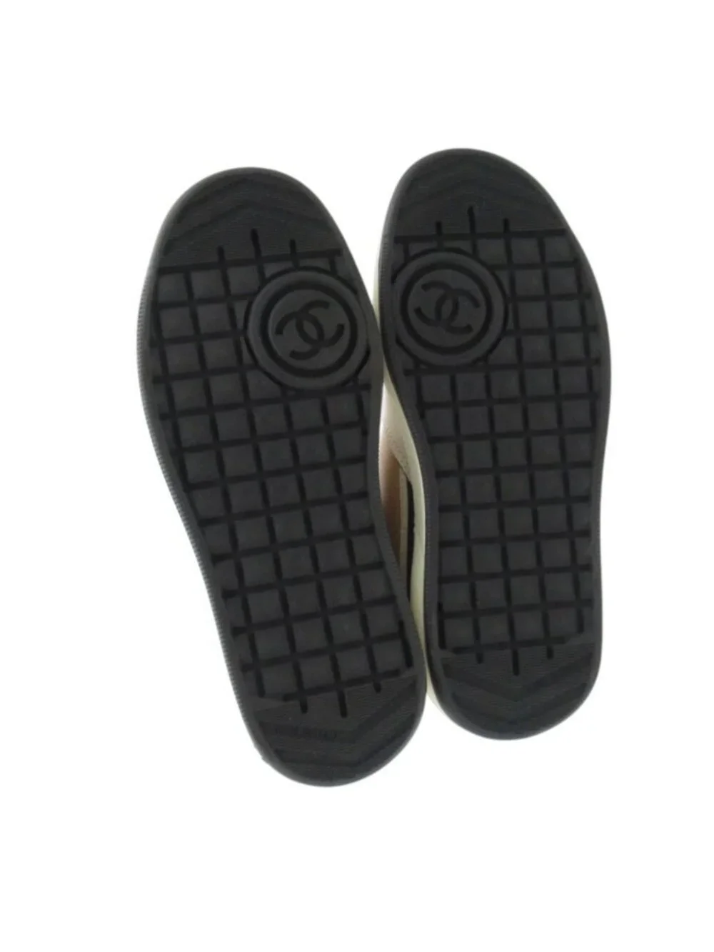 Chanel item sneakers